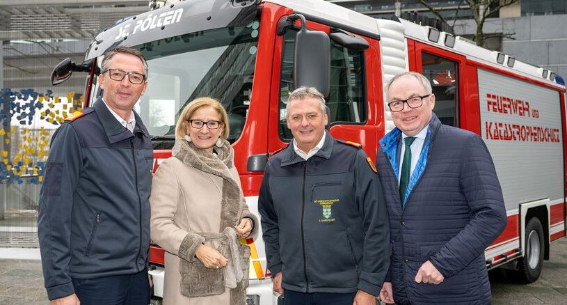 NÖ Feuerwehren werden mit zusätzlich zehn Prozent Förderung bei Ankauf von Einsatzfahrzeugen unterstützt