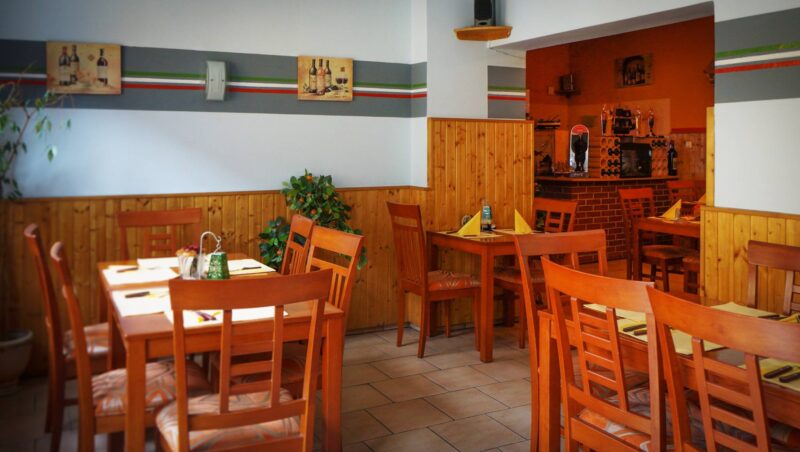 Cafe-Restaurant-Pizzeria Riviera Cafe-Restaurant-Pizzeria Riviera