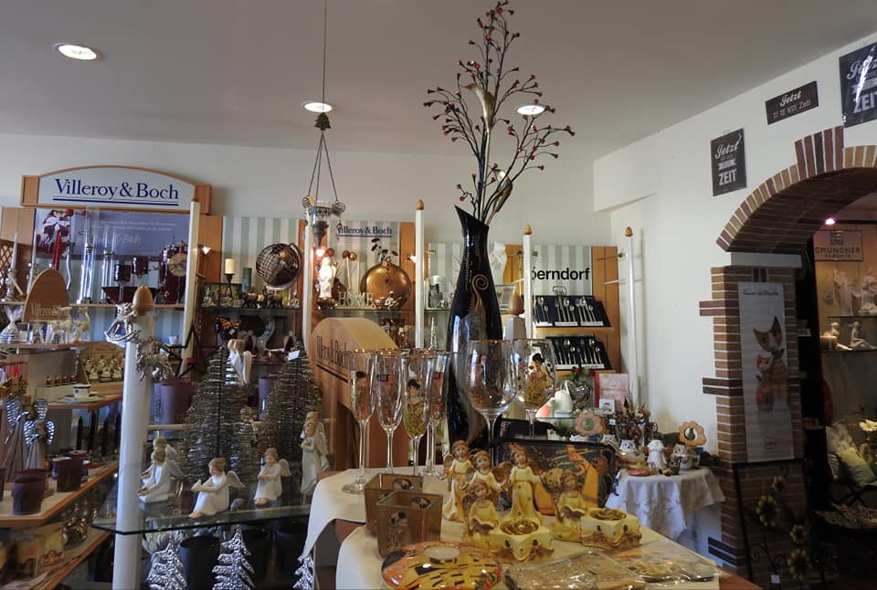 © Peterschelka, Tischkultur und Geschenke © Peterschelka, Tischkultur und Geschenke